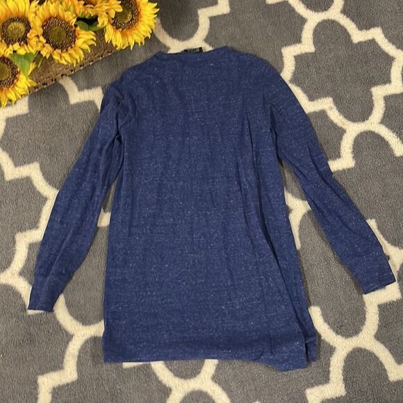 Nike Top - Picture 7 of 7